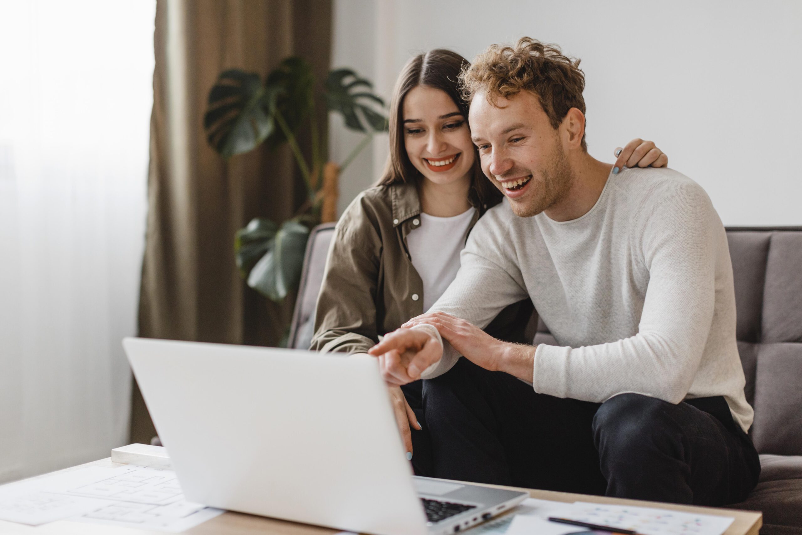 ¿Cómo obtener un mejor crédito hipotecario con tu pareja? inero.mx